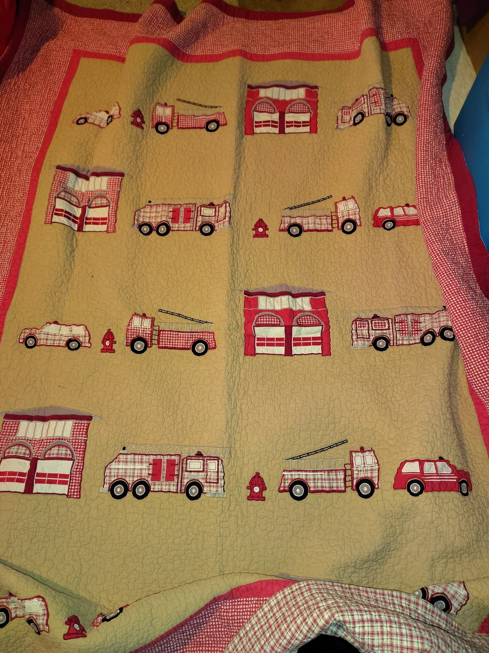 Children's Quilted Fire Truck Throw Blanket in Red and Cream